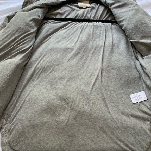 Grey shacket - Picture 5 of 6